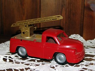 Feuerwehrauto mit Schwungrad